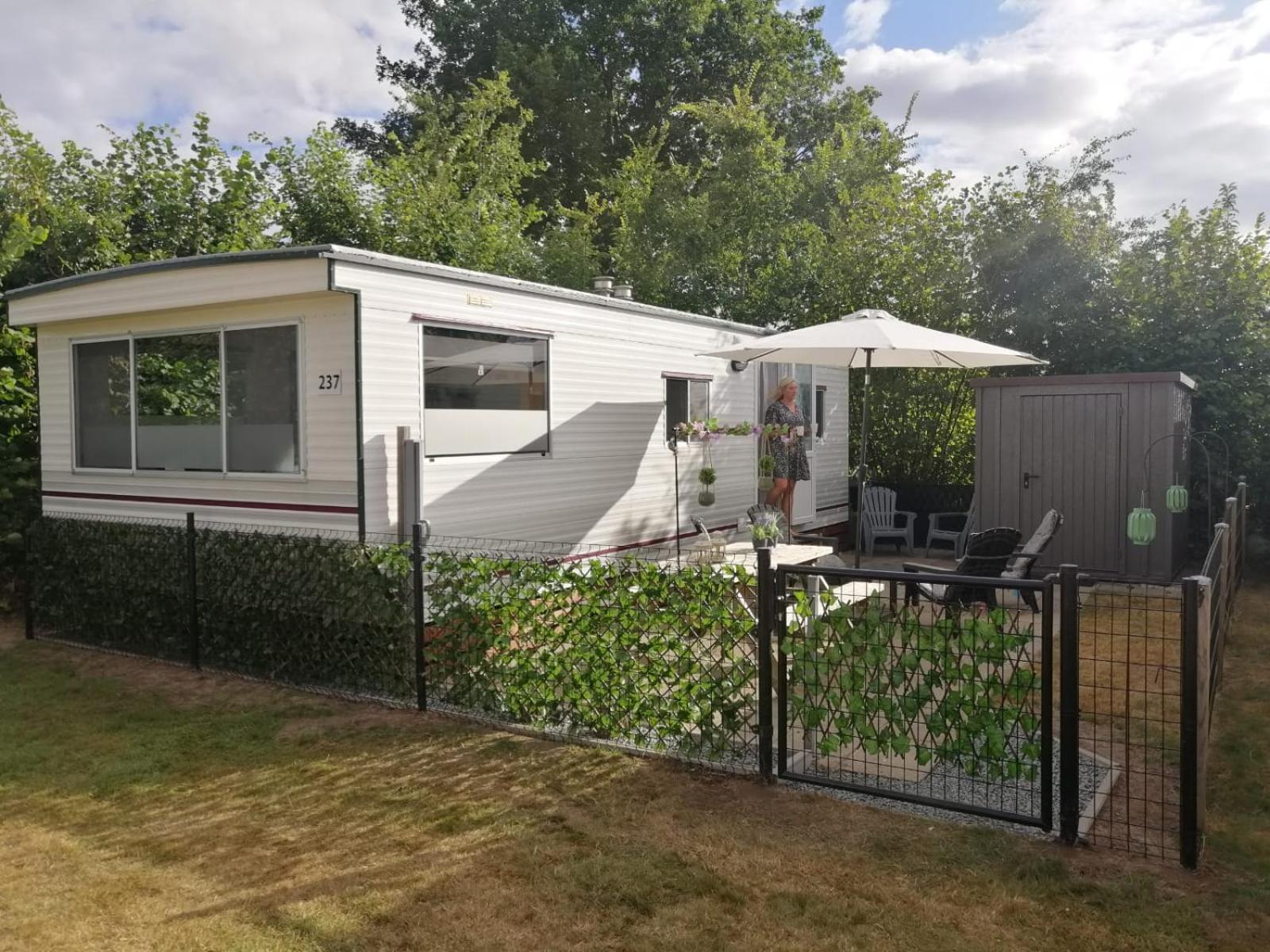 Stacaravan Op 5 Sterren Vakantiepark De Kuilart Friesland Aan Het Meer Met Zwembad 5P 237 Koudum Экстерьер фото